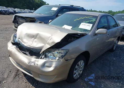 2005 Toyota Camry from USA, damaged, VIN 4T1BE32K15U960353